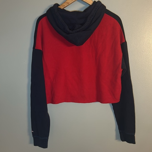 Hollister Cropped Color block Hoodie, Sz M, Navy Blue, Red Sweatshirt - Picture 4 of 8